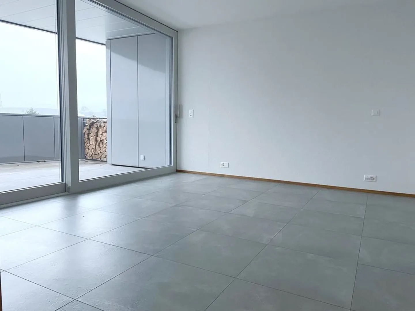 Penthouse apartment with 2 balconies and fantastic view - Photo 7 of 12