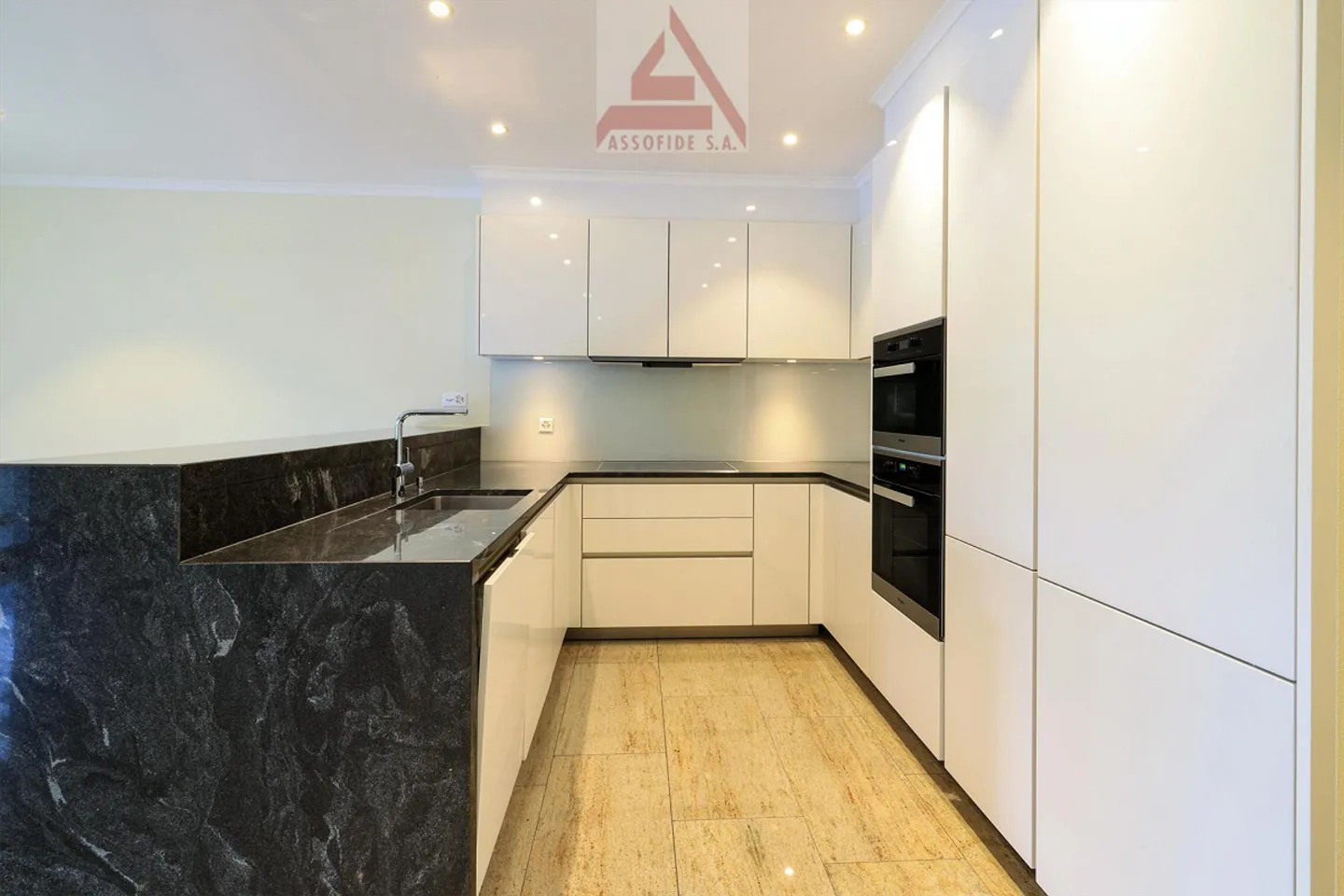 Appartement élégant de 4.5 pièces - Photo 3 sur 10