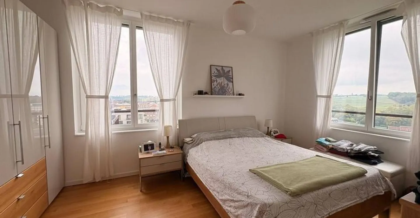 Superb 4.5-room apartment - Photo 3 of 5