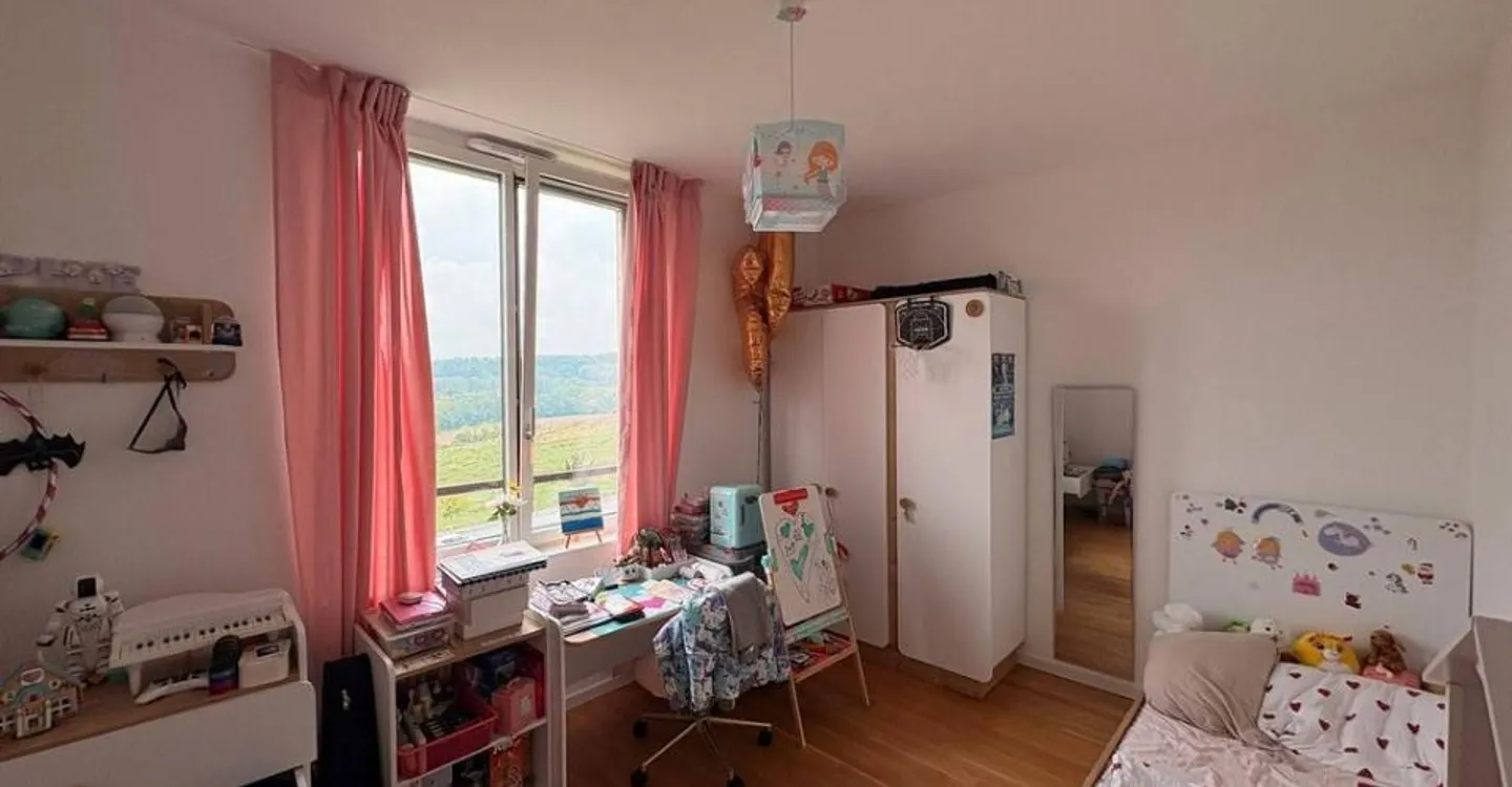 Superb 4.5-room apartment - Photo 4 of 5