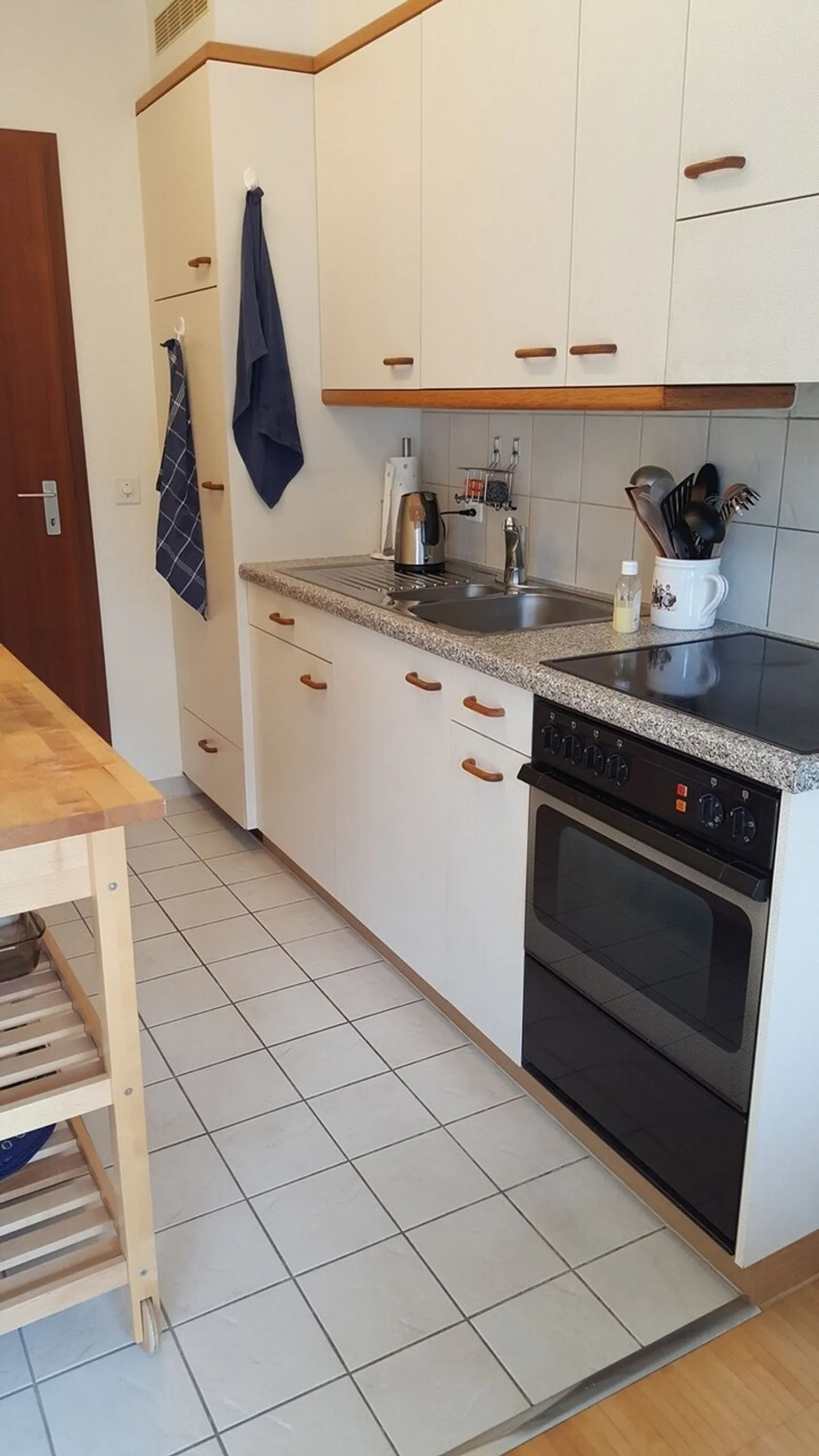 Appartamento accogliente di 1,5 stanze vicino alla città - Foto 3 di 5