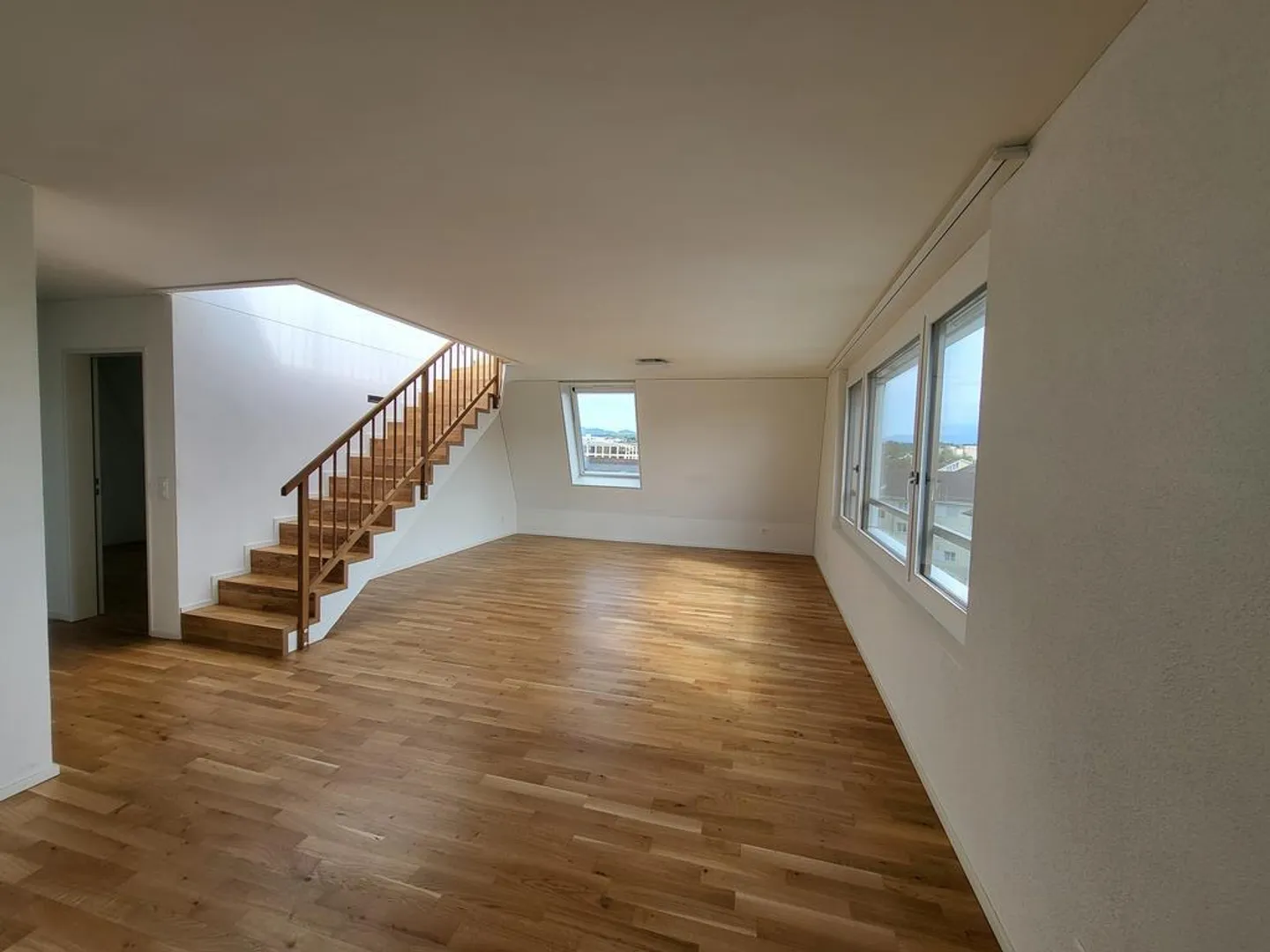 Penthouse mit Stadtblick - Foto 3 von 9