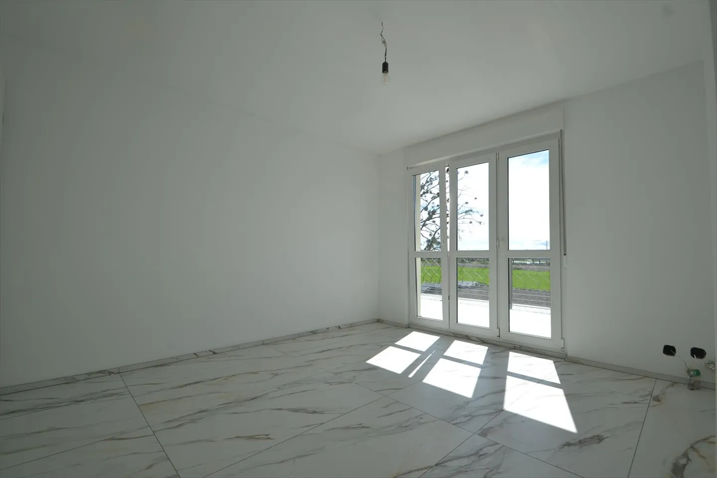 Villa indipendente 7.5 stanze - Modulare in 2 appartamenti - Foto 10 di 14