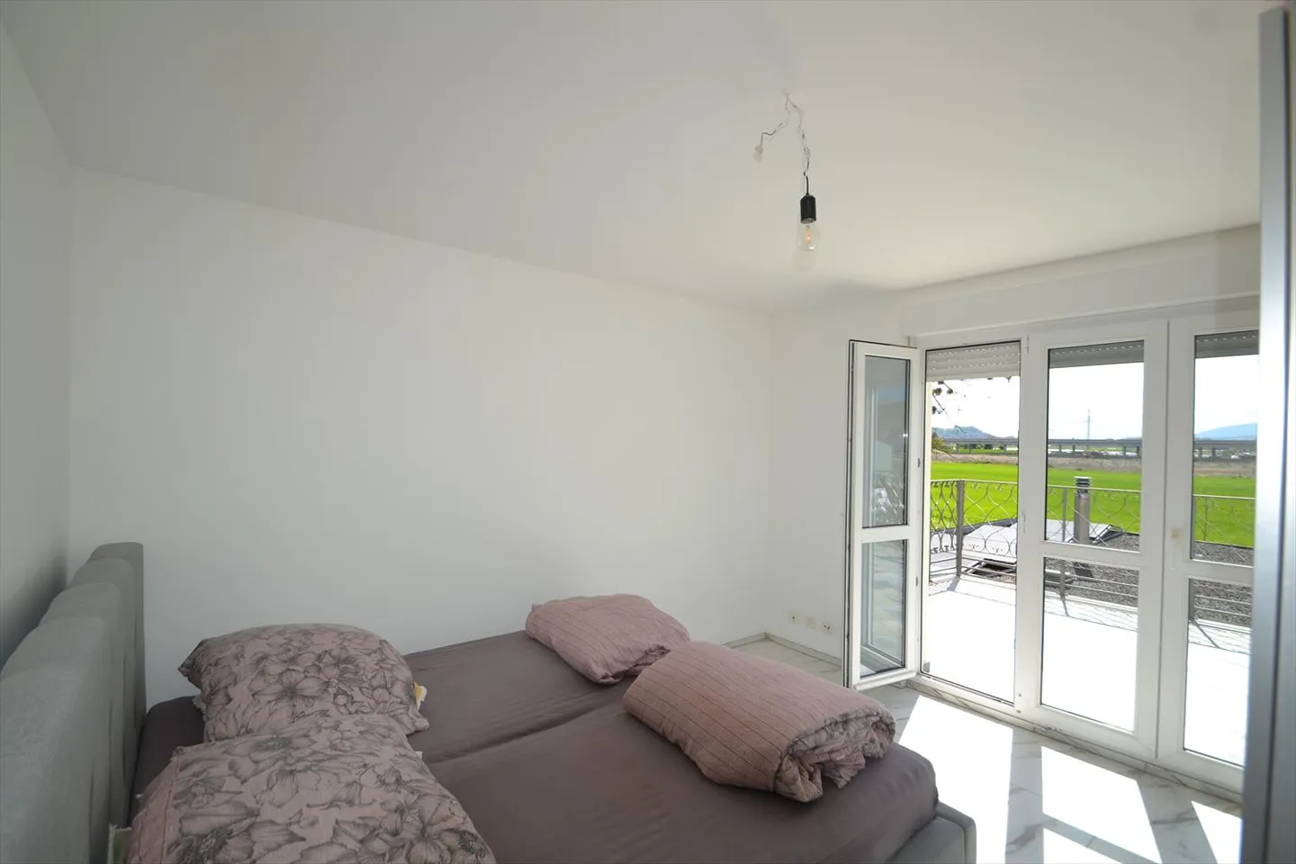 Villa indipendente 7.5 stanze - Modulare in 2 appartamenti - Foto 11 di 14