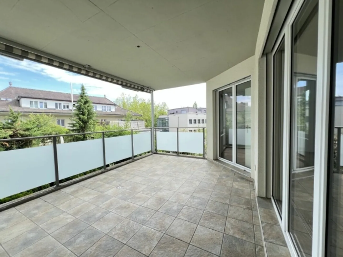 Single house for sale - Photo 1 of 20