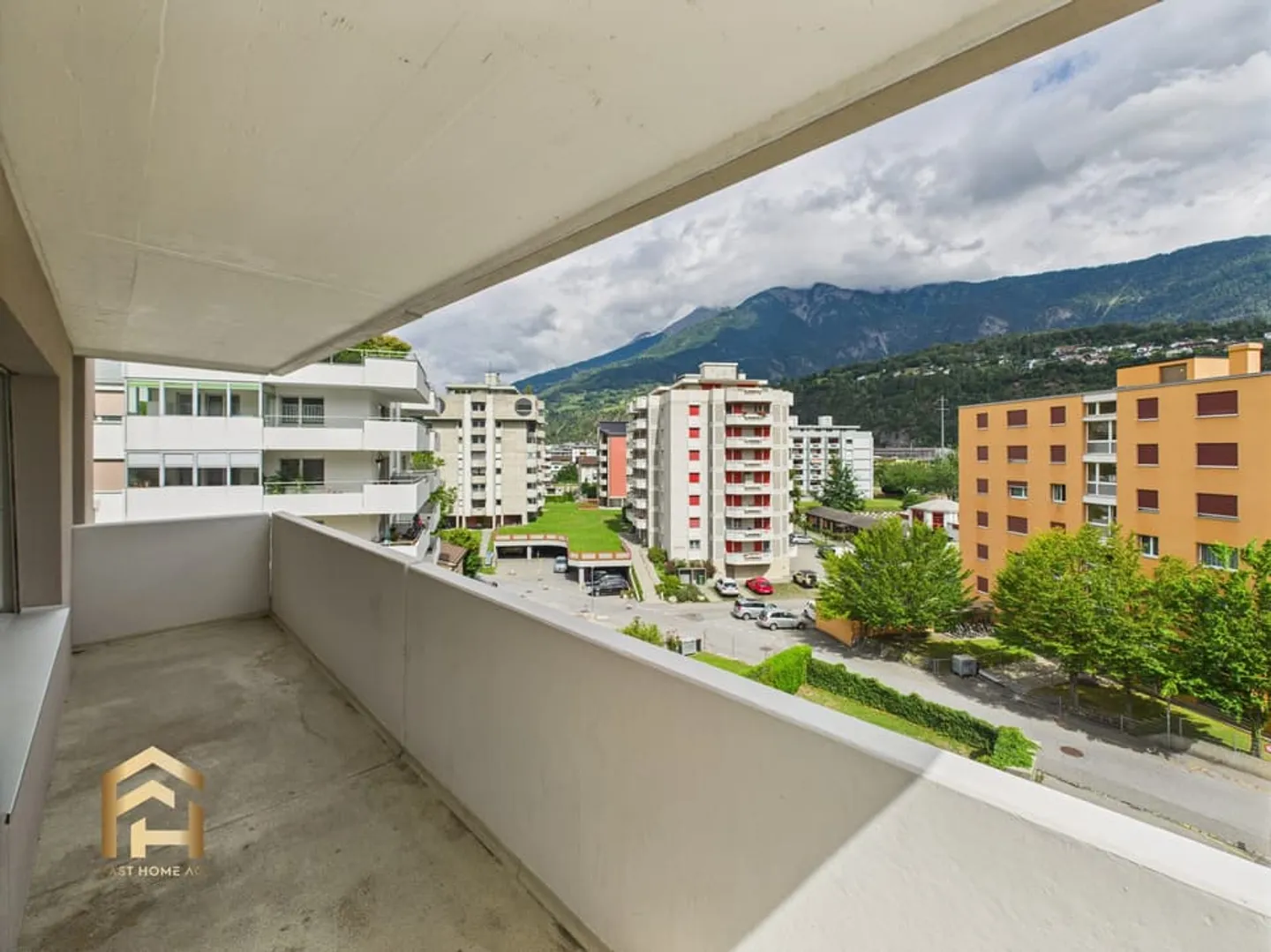 Attraktive 4.5 ZWG mit grossem Balkon und toller Aussicht - Foto 13 von 13