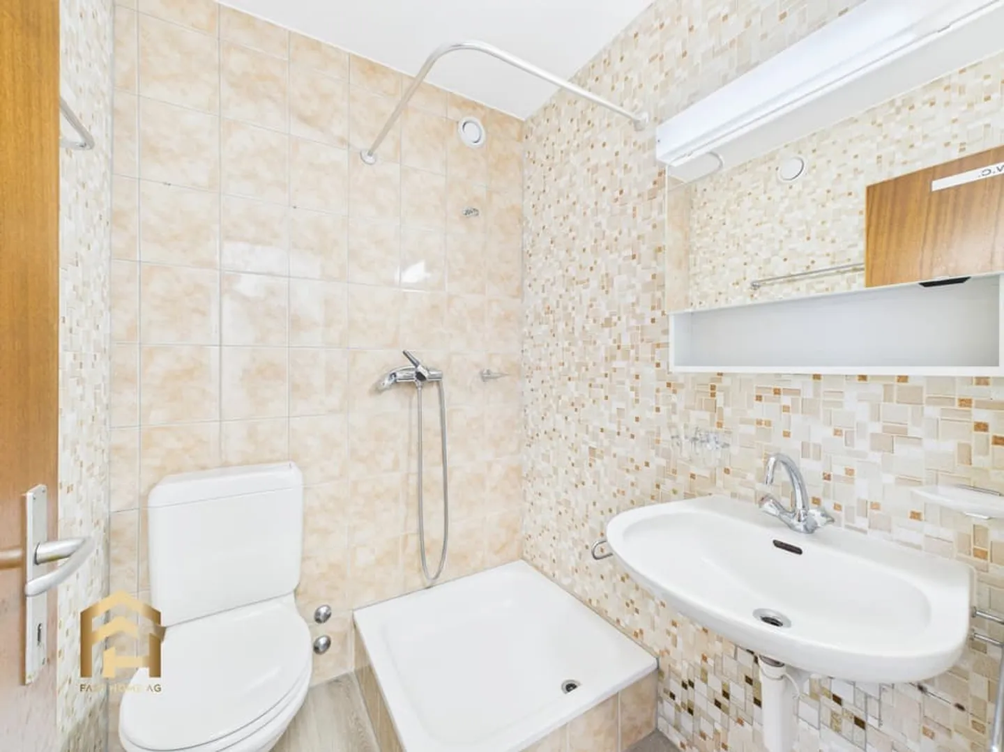 Attraktive 4.5 ZWG mit grossem Balkon und toller Aussicht - Foto 9 von 13