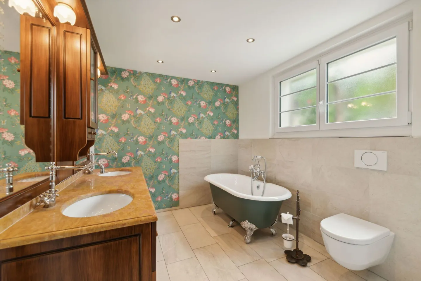 FERME RÉNOVÉE AVEC POTENTIEL D'EXPANSION - Photo 5 sur 13