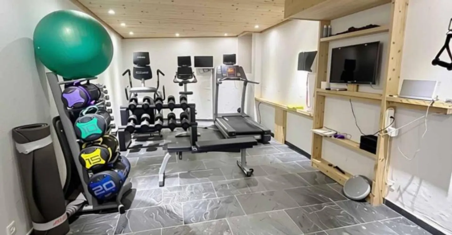 Elegant Apartment in Verbier - Photo 8 of 11