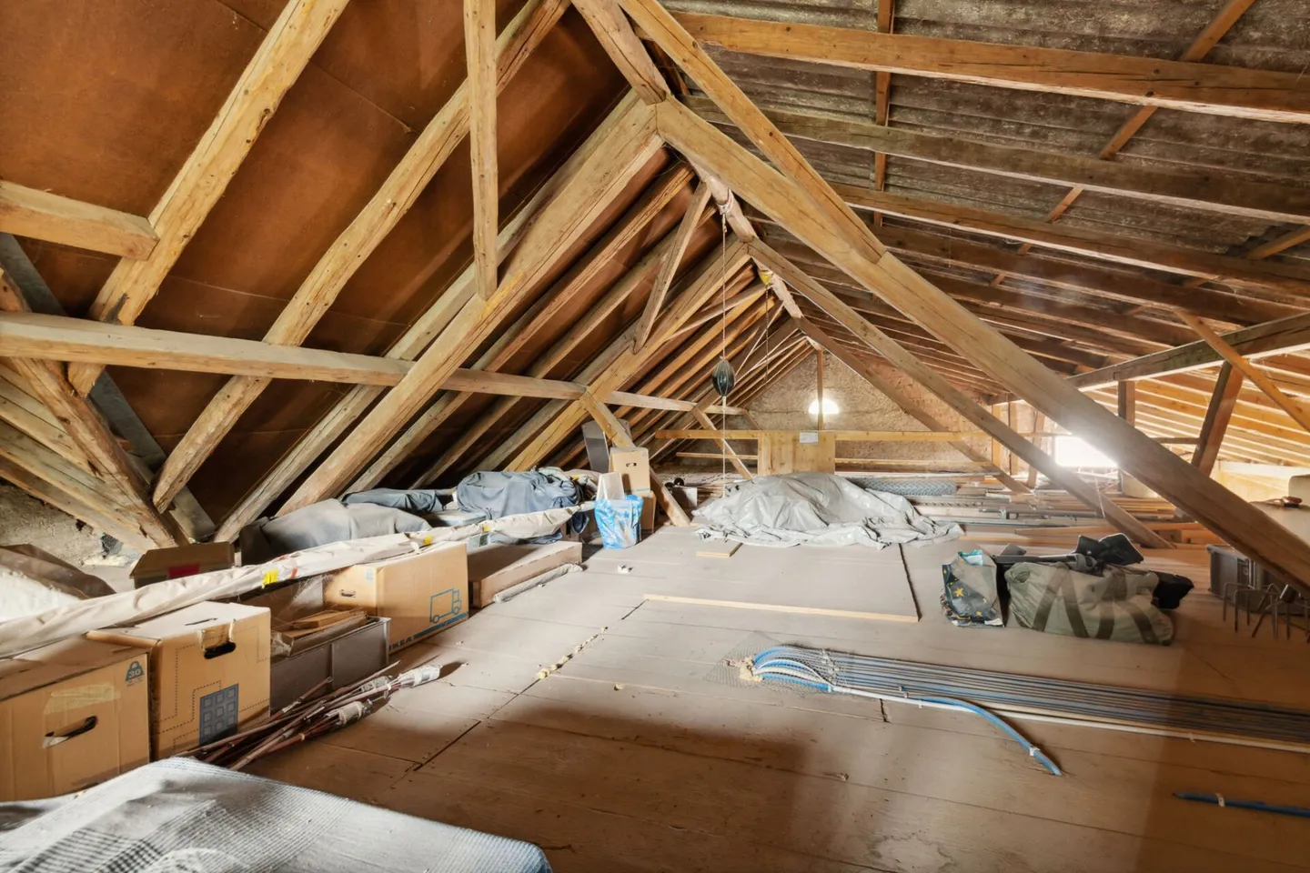 FERME RÉNOVÉE AVEC POTENTIEL D'EXPANSION - Photo 10 sur 13