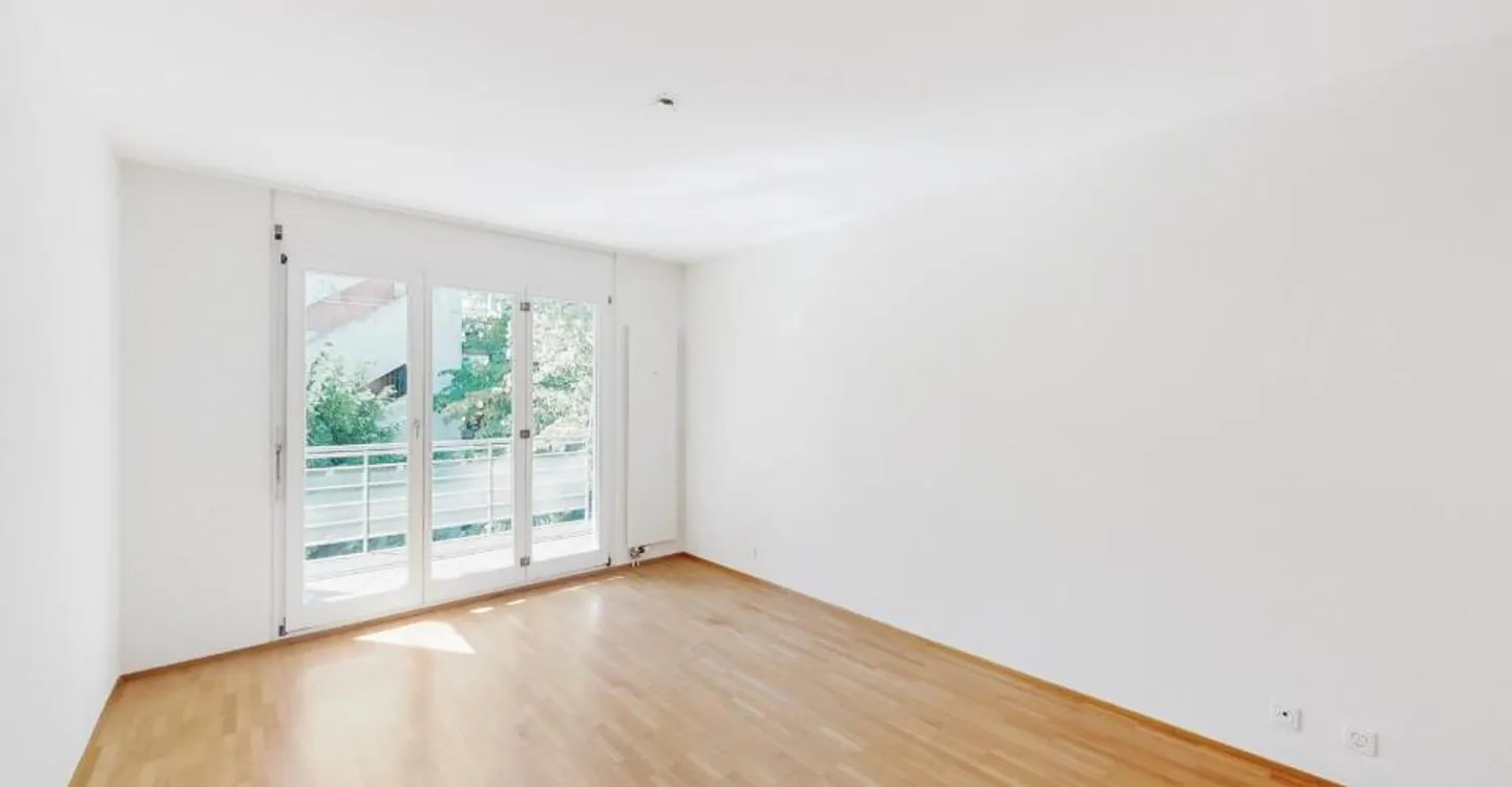 Appartement en duplex avec terrasse - Photo 4 sur 8