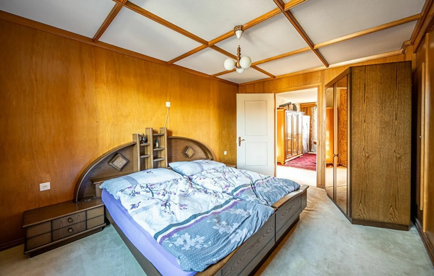 Attractive Residential and Commercial Building - Photo 13 of 20