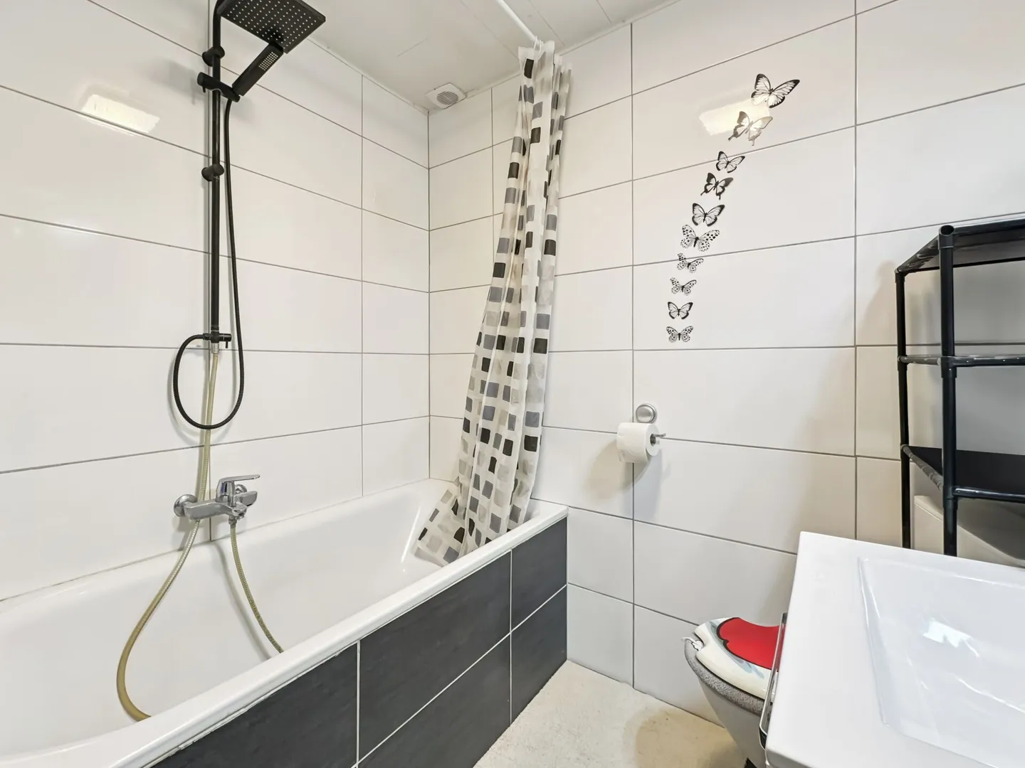 MIETHAUS MIT 3 GARAGEN, 3-4 WOHNUNGEN - Foto 6 von 18