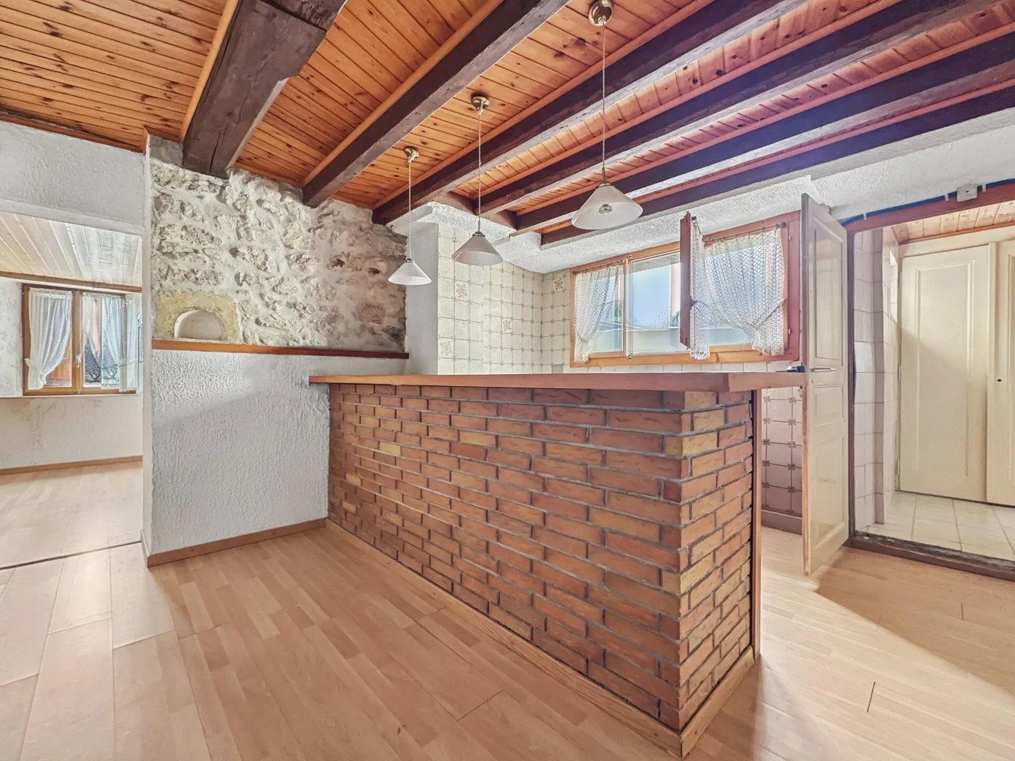 MIETHAUS MIT 3 GARAGEN, 3-4 WOHNUNGEN - Foto 10 von 18