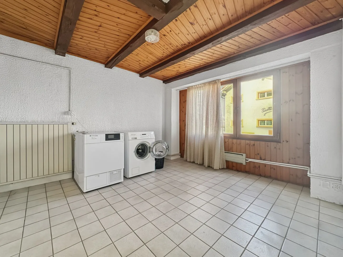 MIETHAUS MIT 3 GARAGEN, 3-4 WOHNUNGEN - Foto 14 von 18