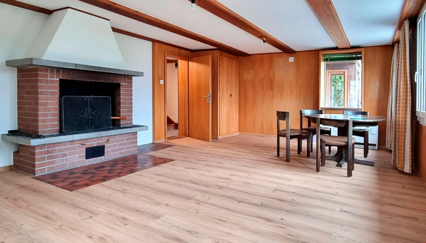 Maison individuelle avec 8,5 pièces dans un emplacement rural élevé - Photo 4 sur 17