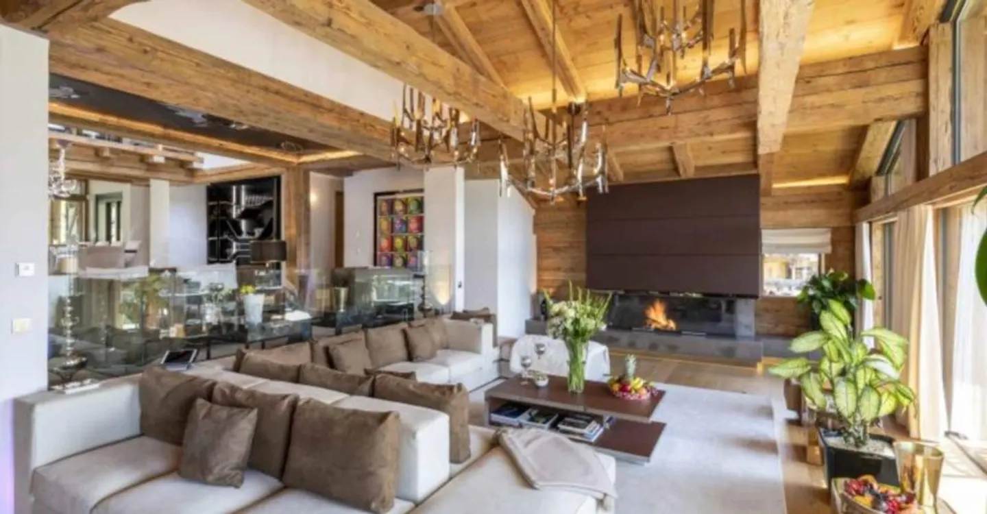 LE SUMMUM DU LUXE - CHALET 9 CHAMBRES - Photo 3 of 10