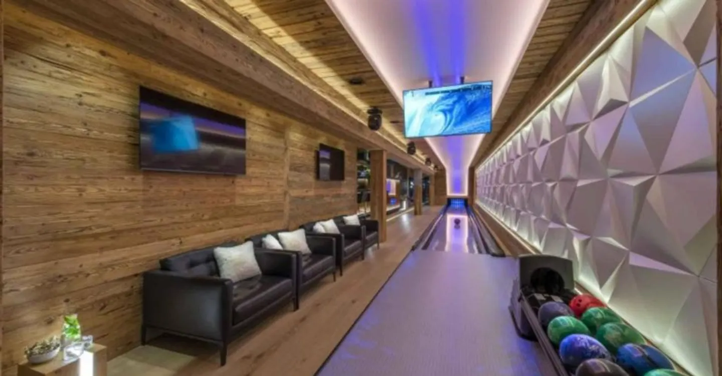 LE SUMMUM DU LUXE - CHALET 9 CHAMBRES - Photo 9 of 10
