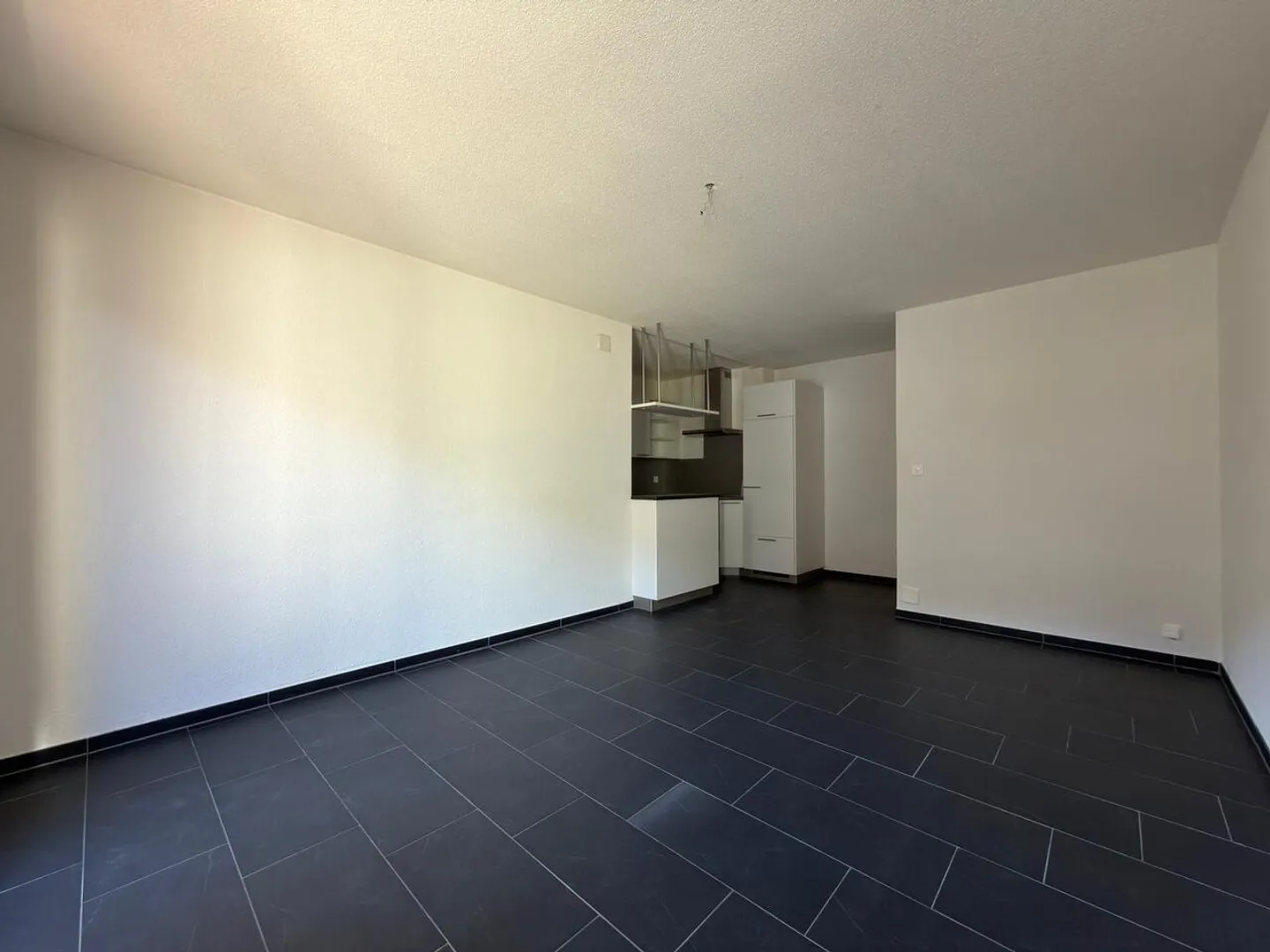 3-room apartment at Rue du Milieu 17, Biel - Photo 3 of 7
