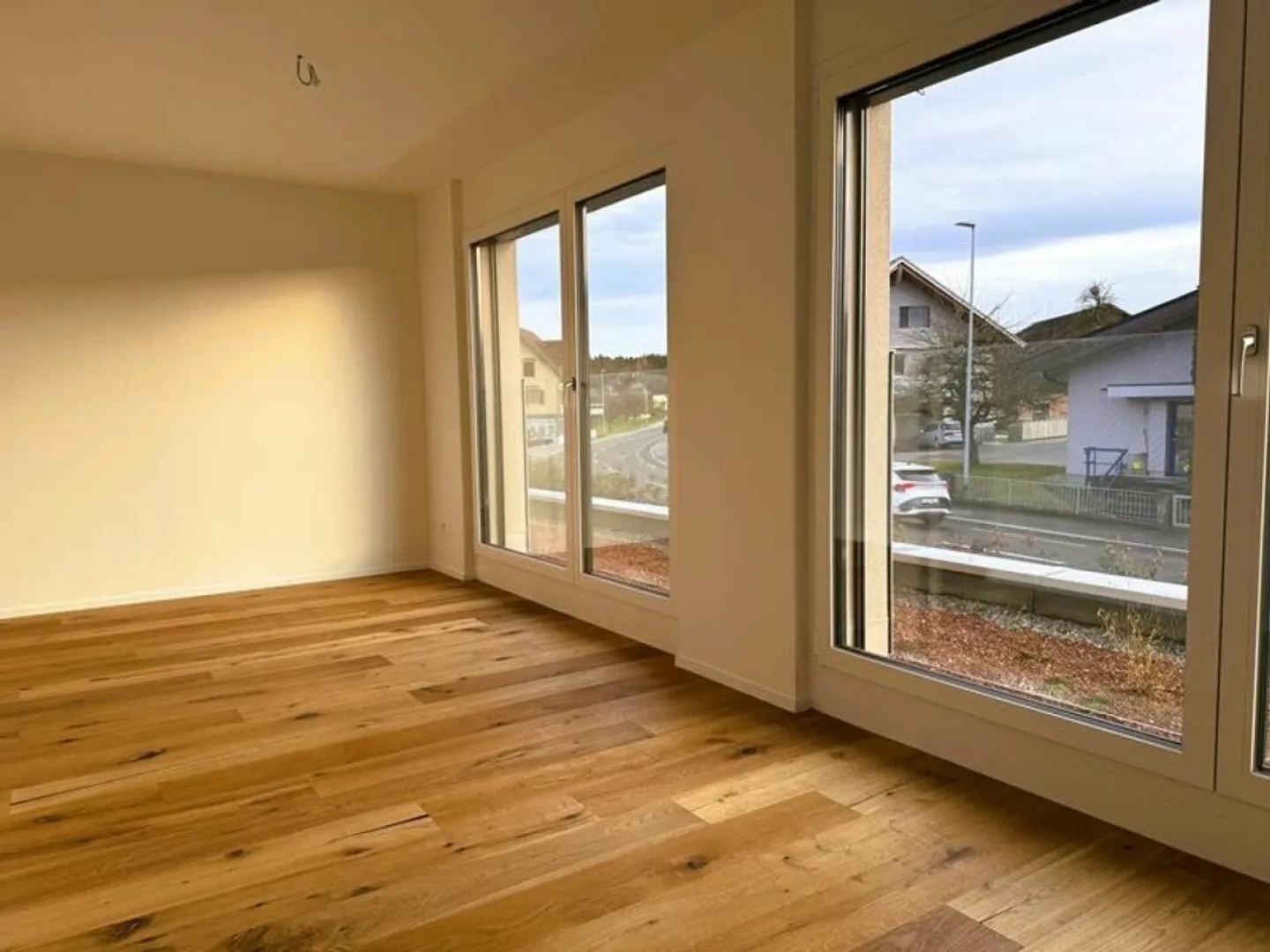 Hochwertige und moderne 5.5-DEFH mit sehr viel Platz in Niederglatt SG - Foto 9 von 13