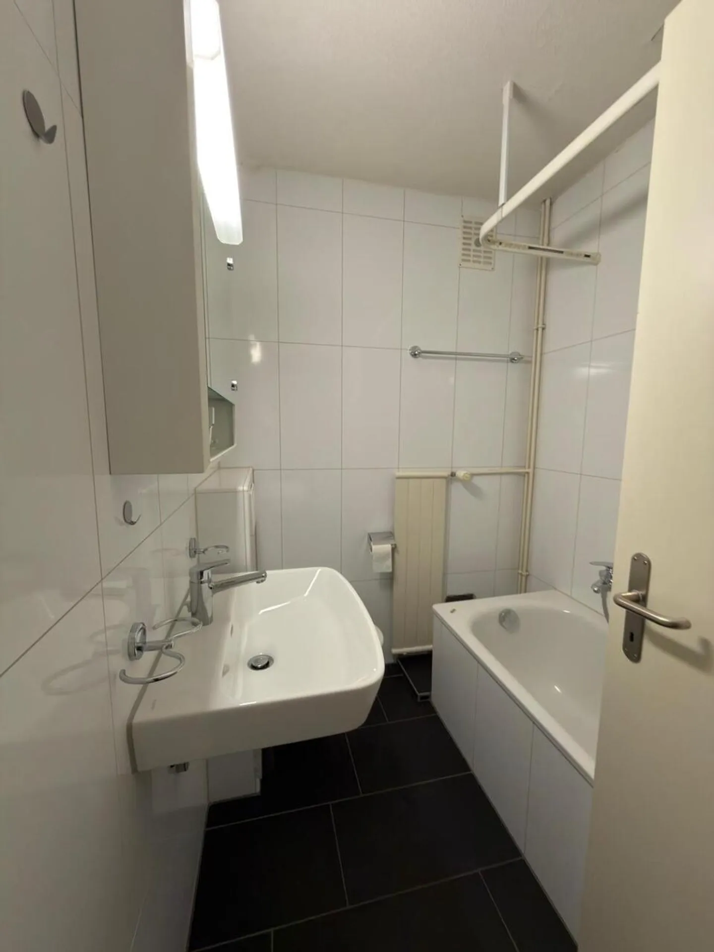 3-room apartment at Rue du Milieu 17, Biel - Photo 6 of 7