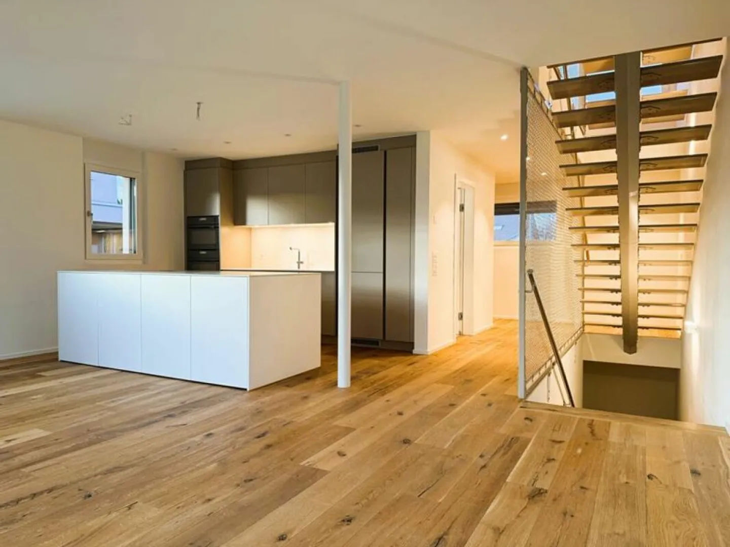 Hochwertige und moderne 5.5-DEFH mit sehr viel Platz in Niederglatt SG - Foto 5 von 13