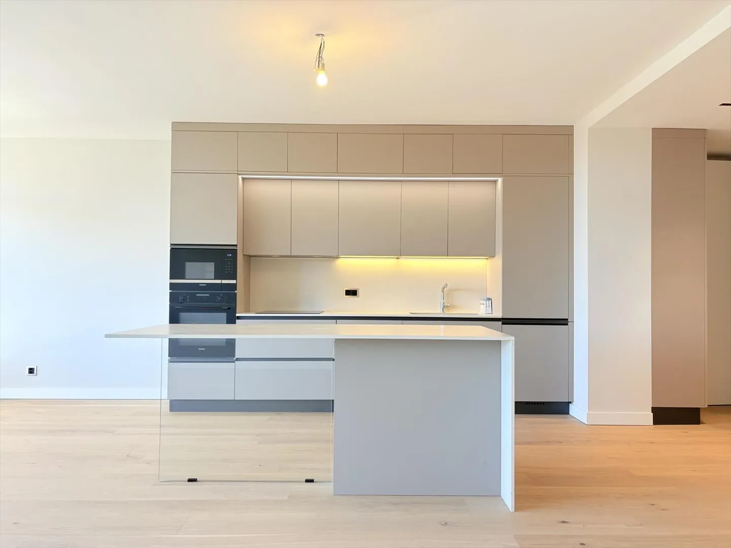 Vollständig renovierte 5-Zimmer-Wohnung - Avenue de Budé - Foto 12 von 13