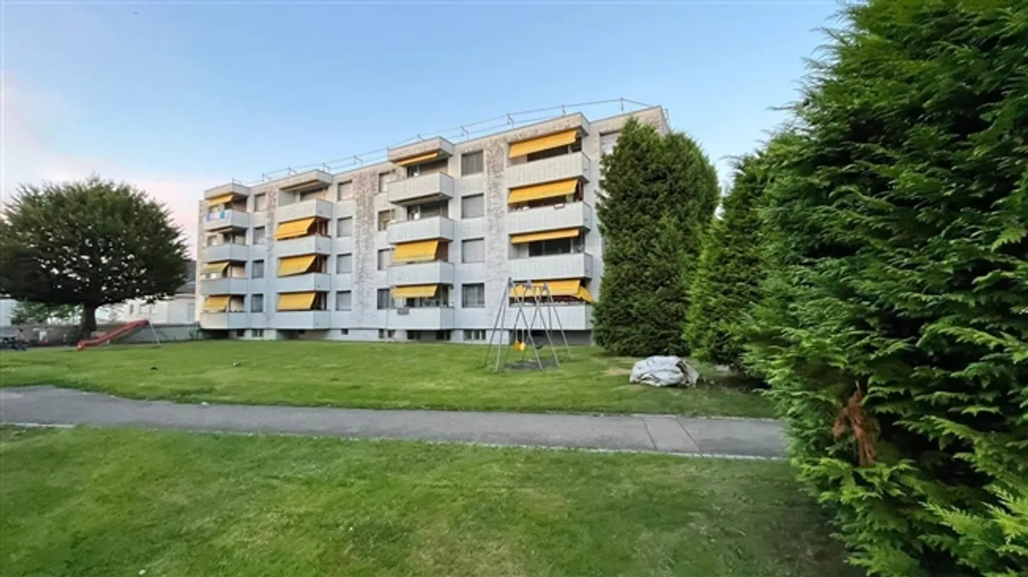 Bright, well-kept apartment in a child-friendly location - Photo 1 of 9