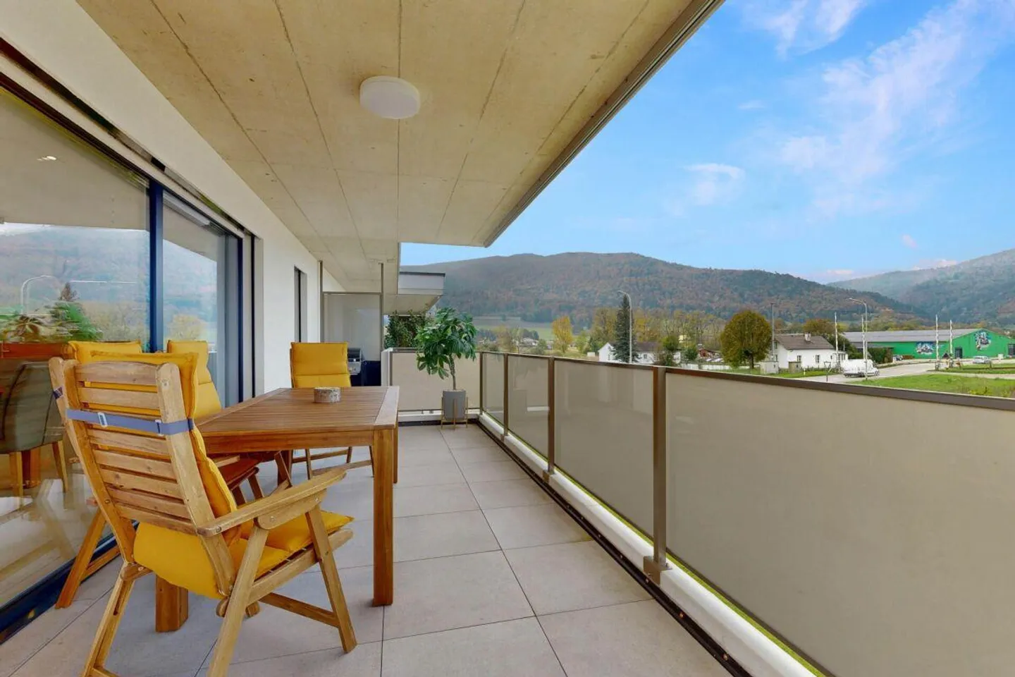 Bel appartement presque neuf dans un endroit calme - Photo 13 sur 18