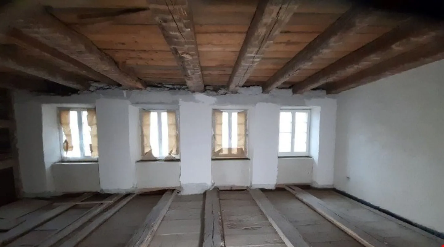 Attractive multi-family house in Klingnau - exclusive with great potential in an idyllic location - Photo 5 of 11
