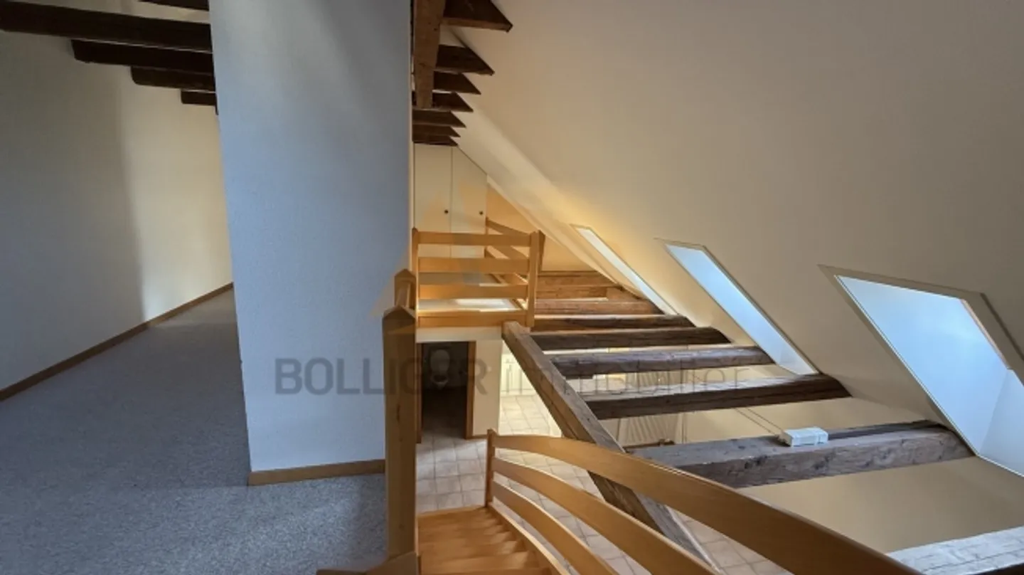 FOR SALE
APARTMENT 130 M2
WITH 4.5 ROOMS AND MEZZANINE - Photo 16 of 20