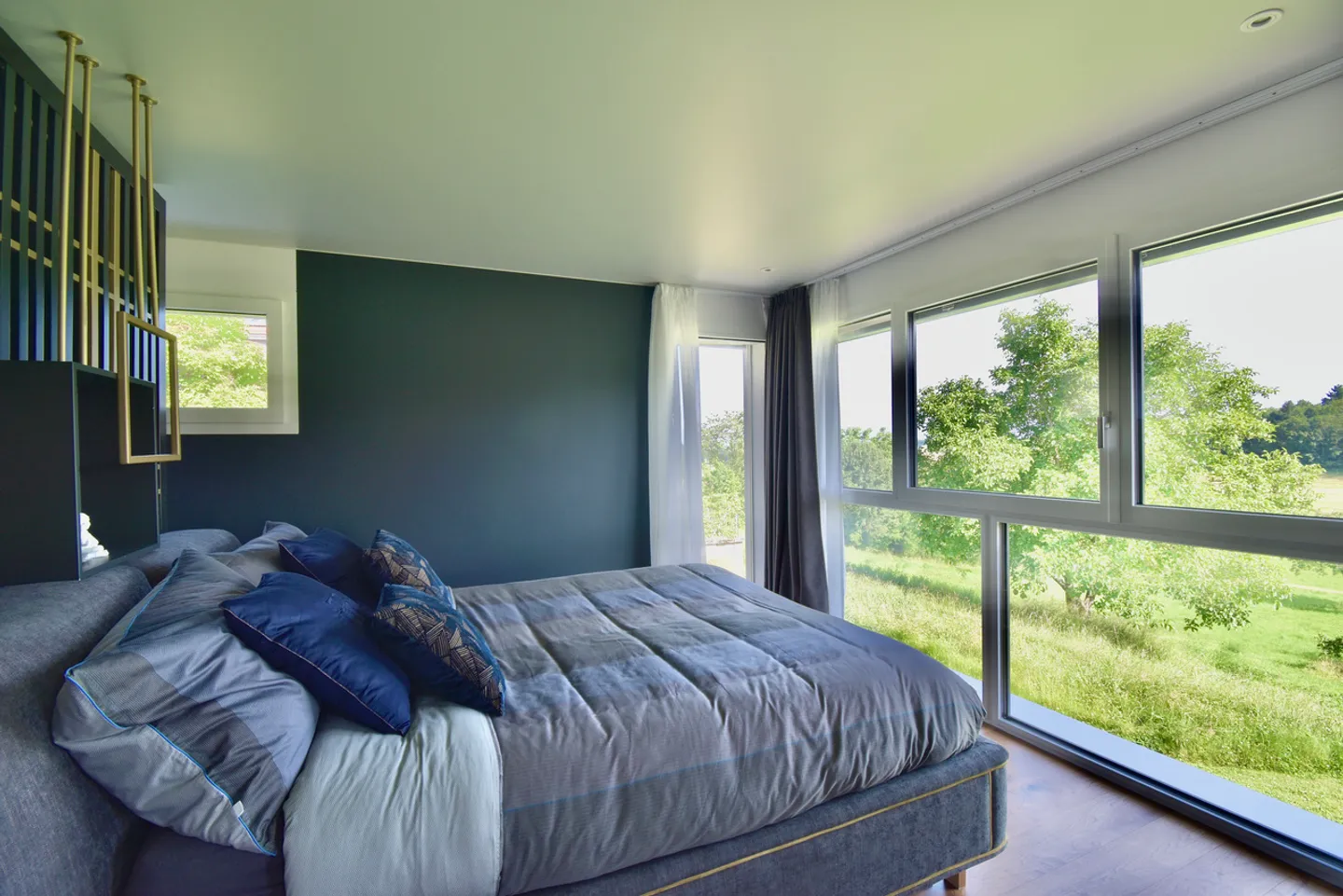 Un refuge moderne hors de vue – Maison de luxe à louer - Photo 13 sur 13