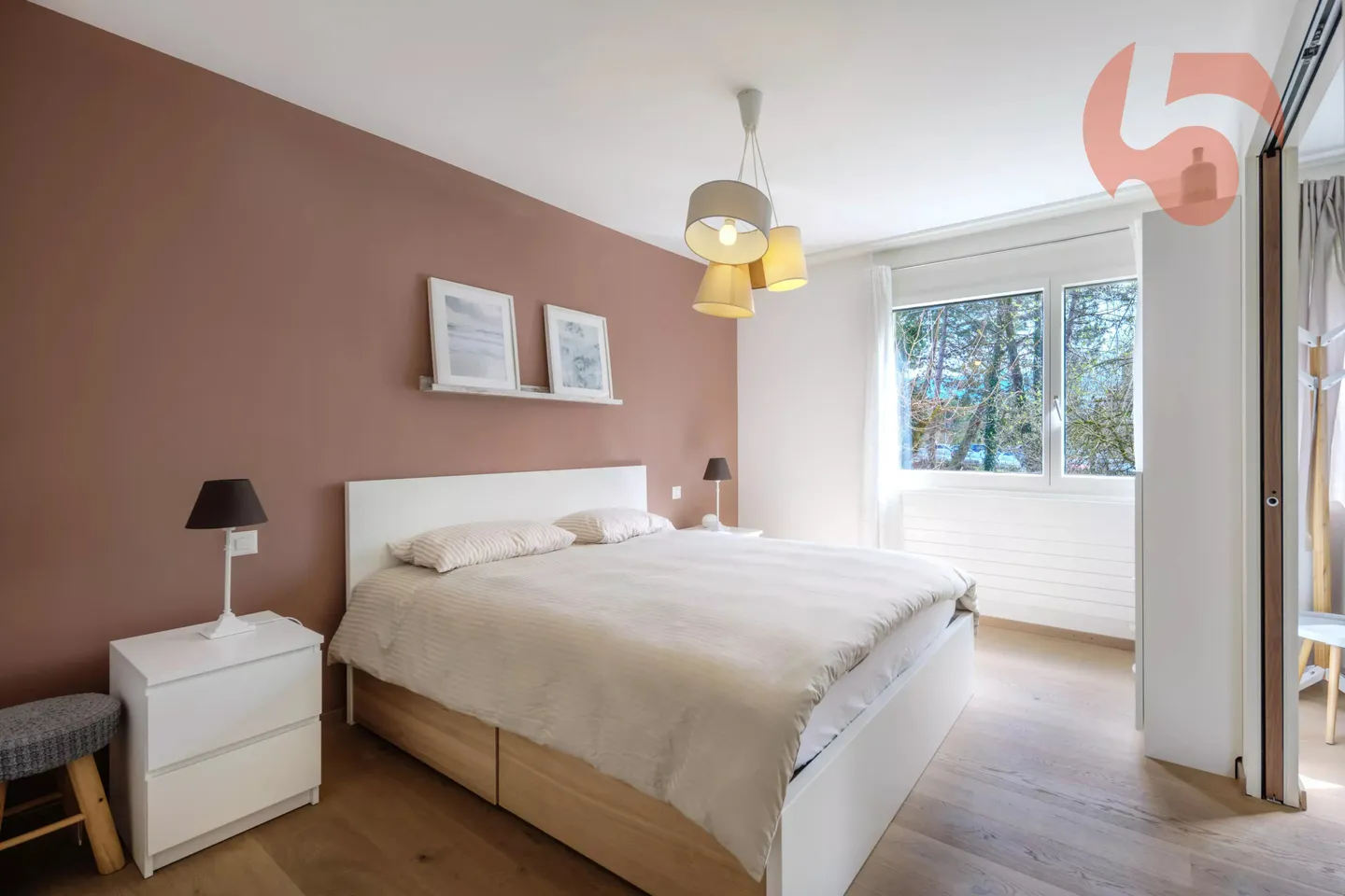 Appartement de 4,5 pièces de haut standing avec grand jardin - Photo 7 sur 10