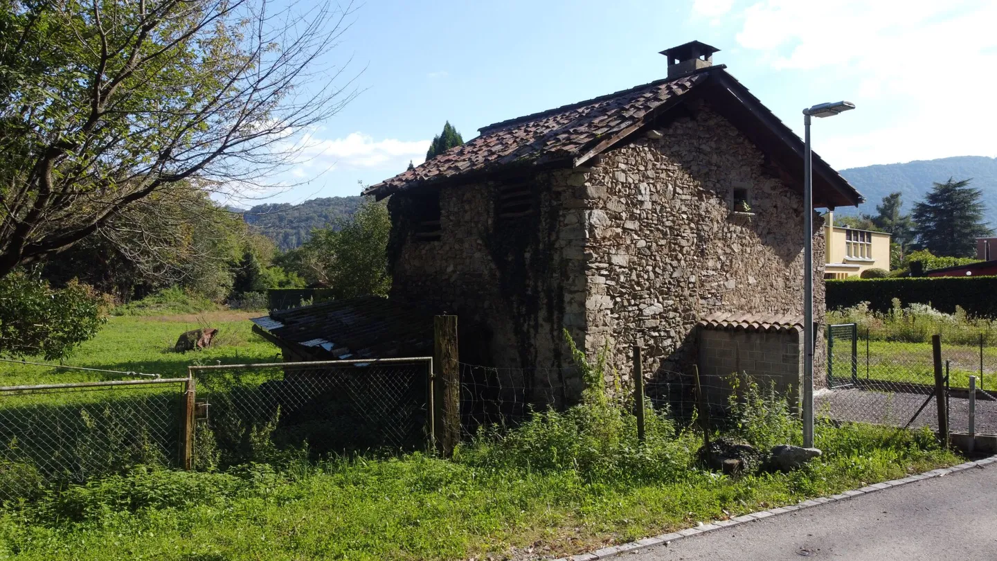 Terreno edificabile in pianura per residenza primaria - Foto 5 di 8