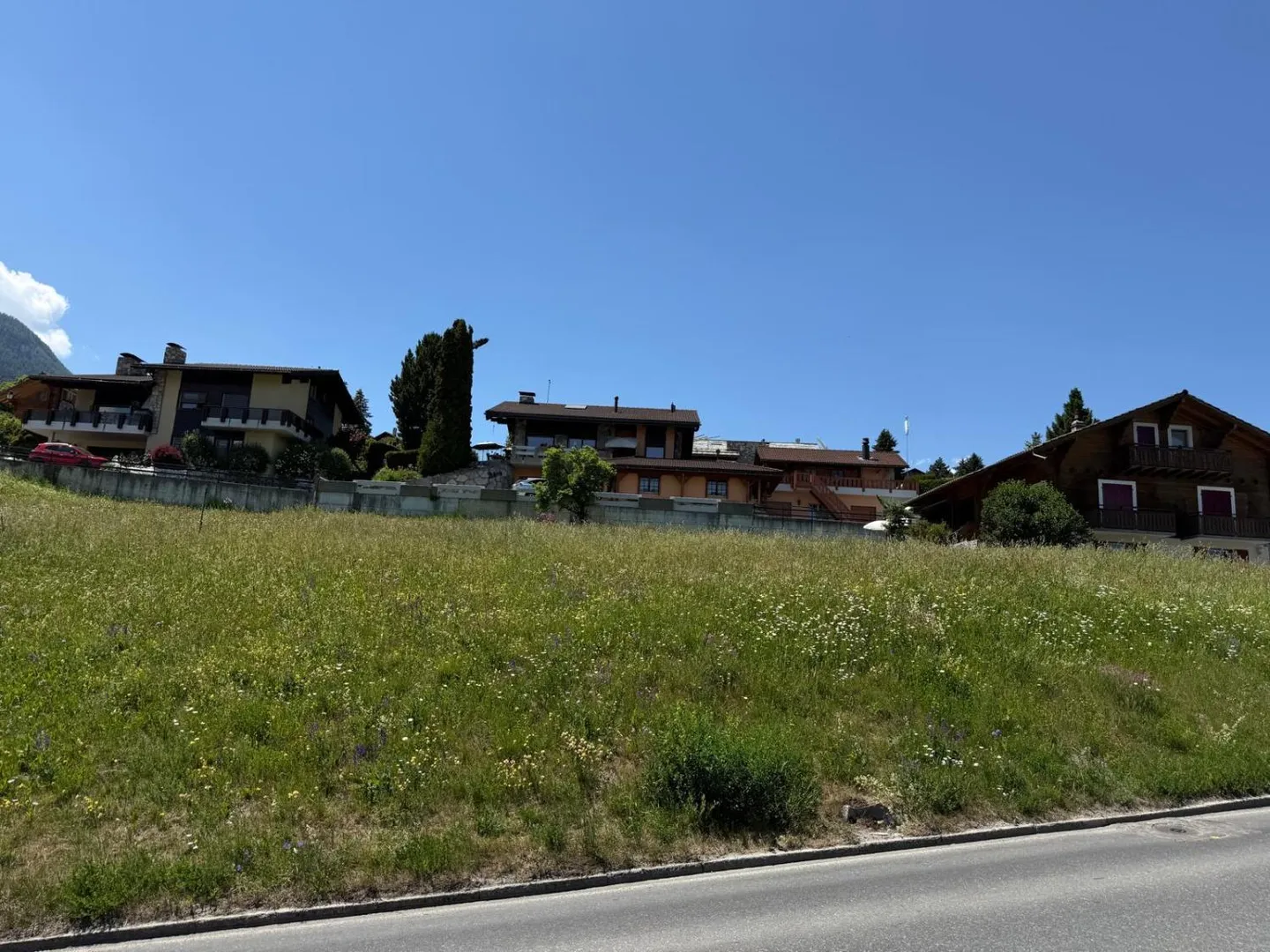Terrain à bâtir avec permis - Photo 2 sur 2