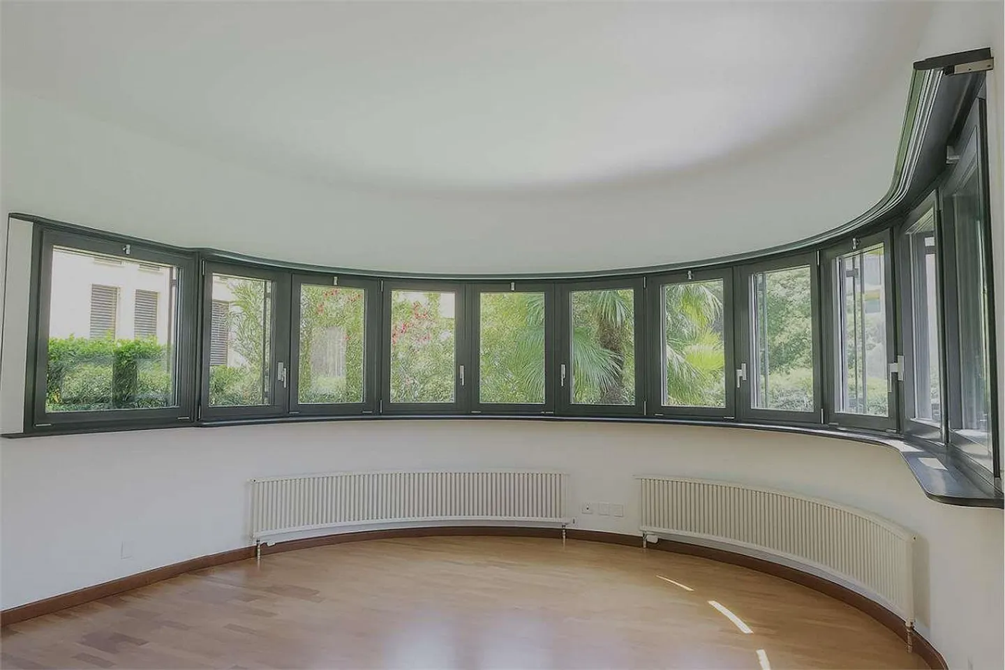 Besonderes Apartment mit Garten - Foto 3 von 13