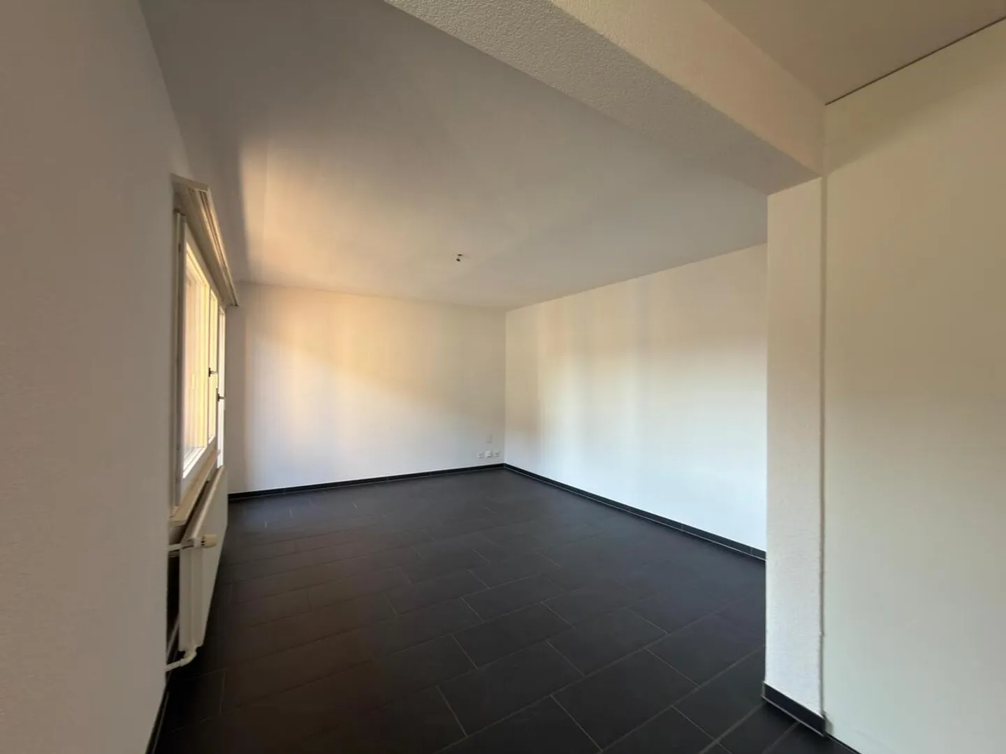 3-room apartment at Rue du Milieu 17, Biel - Photo 3 of 7