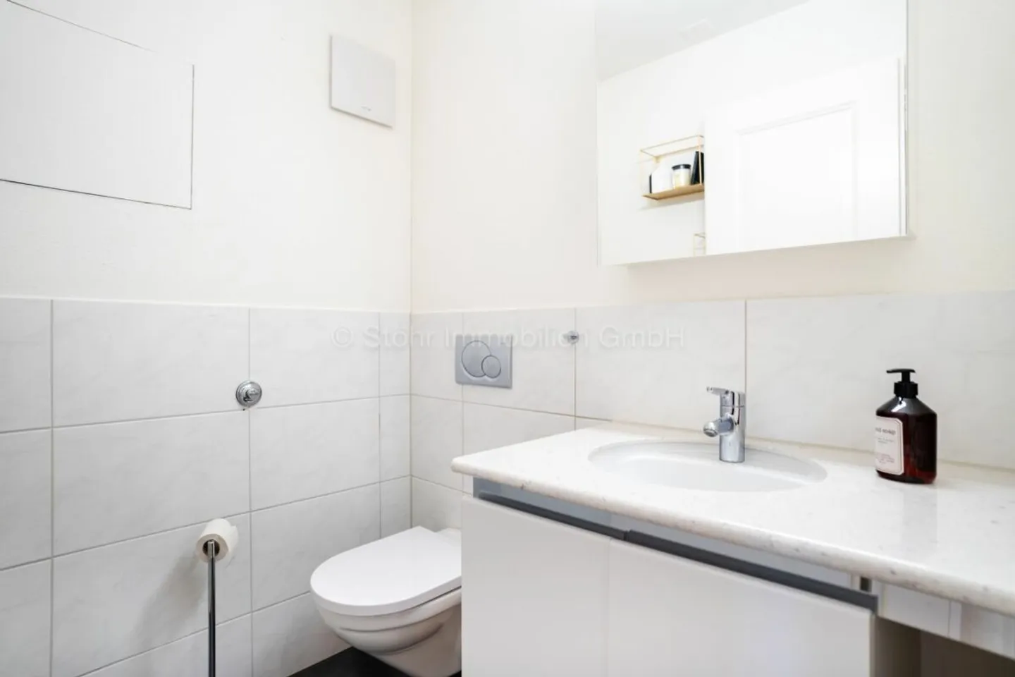 Charming 4.5 Room Triplex Apartment in a Unique Location - Photo 21 of 23