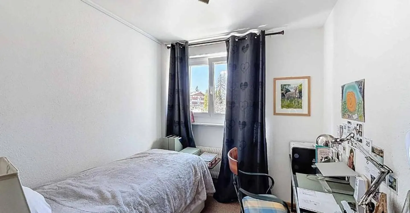 Charming 4.5 rooms in absolute calm, just steps from the center - Photo 8 of 12