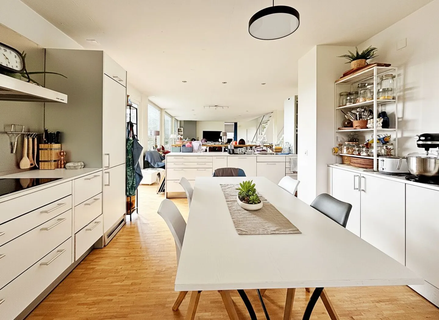 Superba villa di lusso con piscina e grande giardino a Vufflens-le-Château - Foto 6 di 13