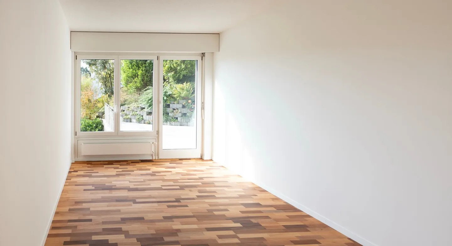 Maison familiale inondée de lumière avec une vue imprenable sur le lac et les montagnes - Photo 11 sur 17