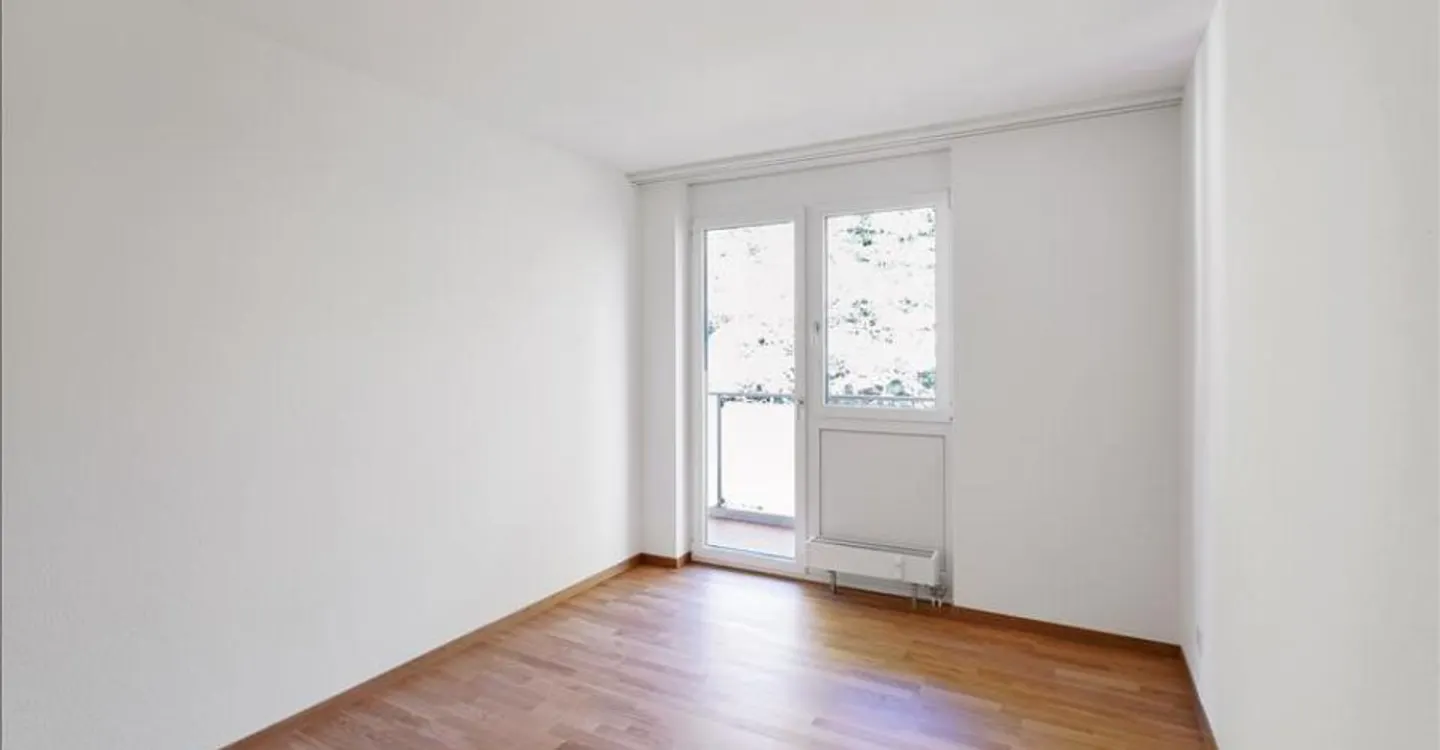 Appartamento luminoso e moderno a Binningen - Foto 10 di 12