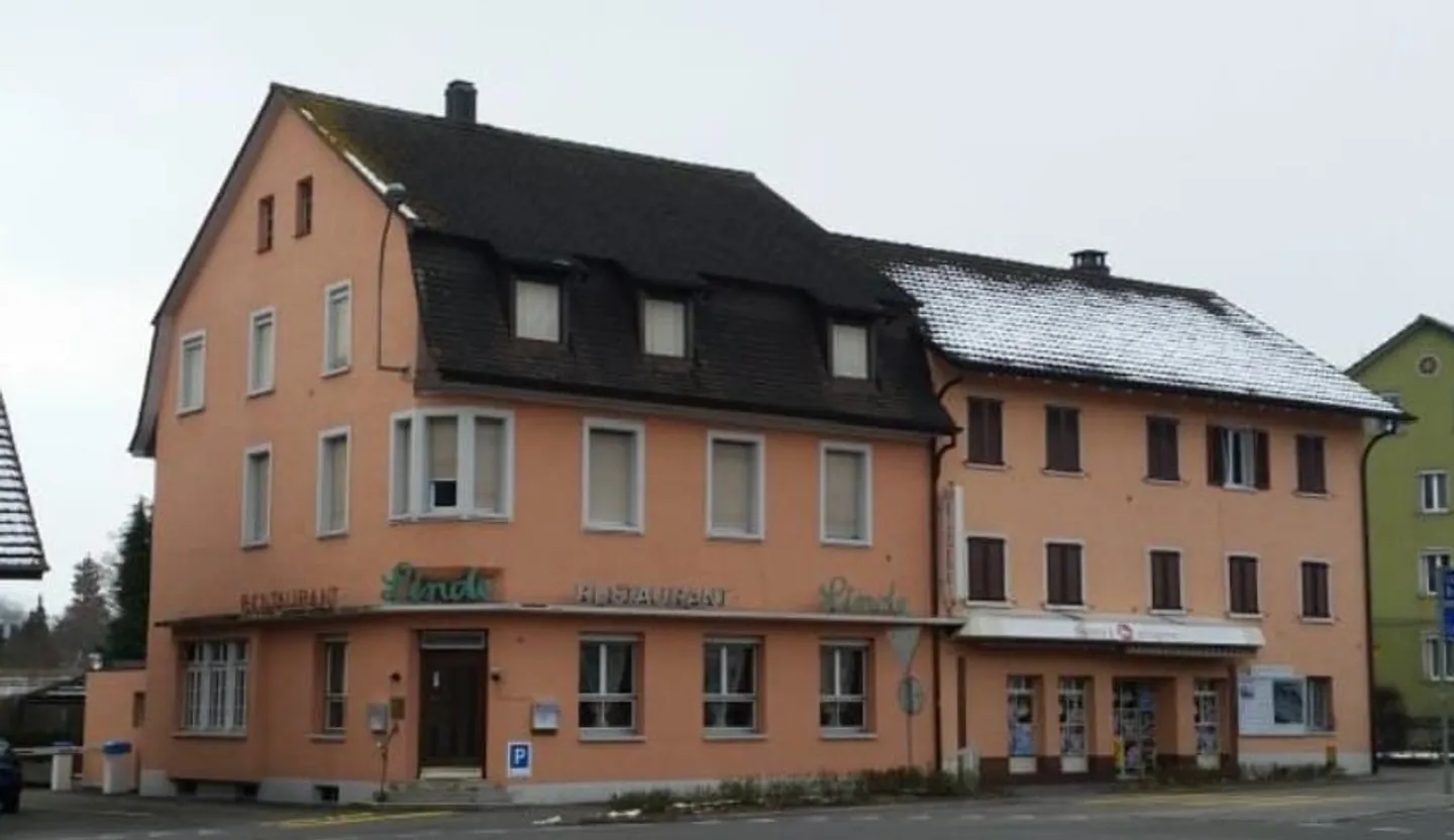 Mixed-Use Building in Mellingen - Photo 1 of 13