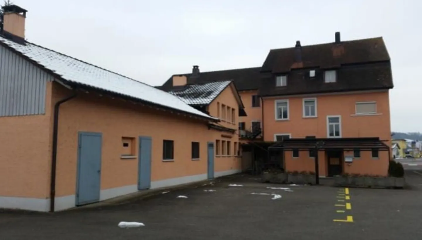 Mixed-Use Building in Mellingen - Photo 6 of 13