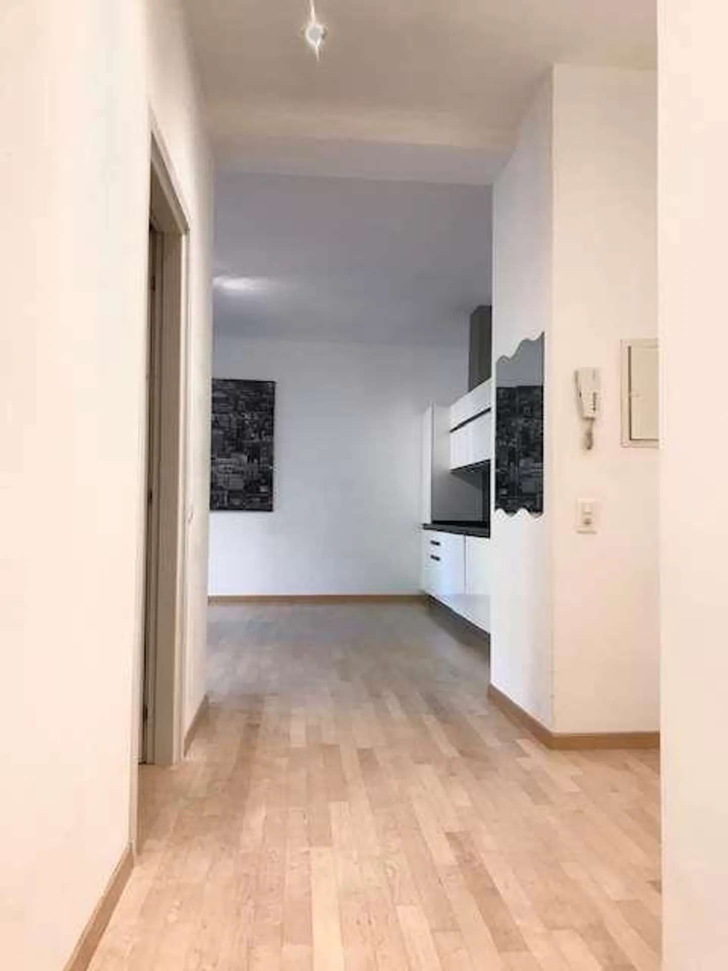 Elegante appartamento 3,5 locali al lago - Foto 7 di 13