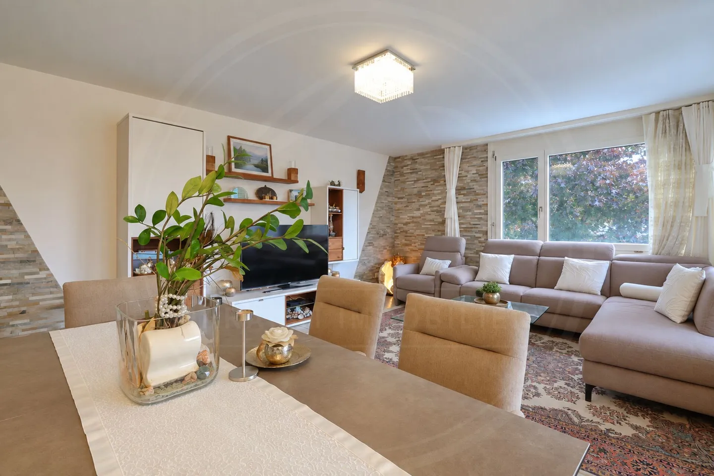 Renovierte Wohnung in der Natur - Foto 2 von 13