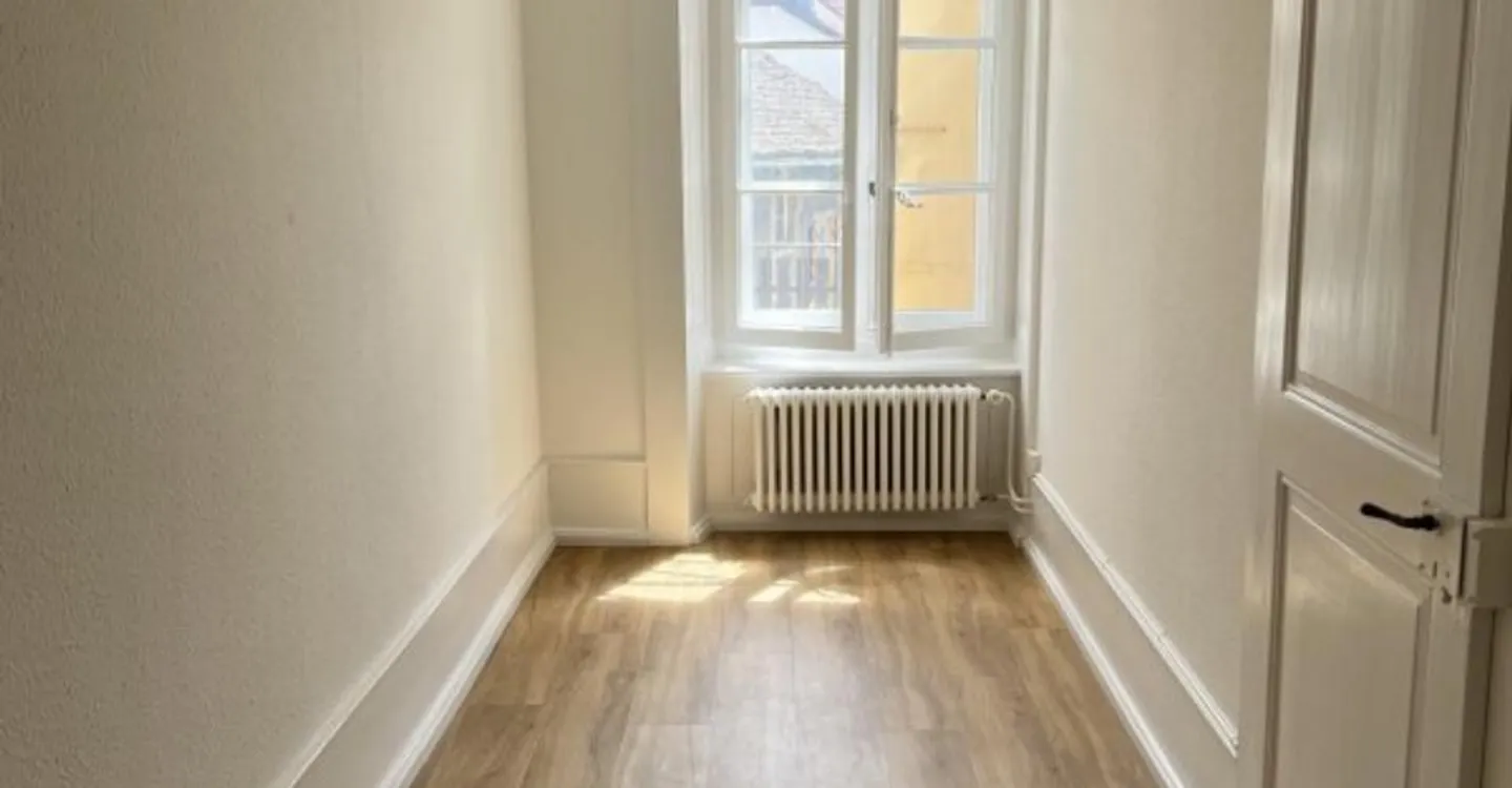 02392 - 2-Zimmer-Wohnung - Grand-Rue 13 - AUVERNIER - Foto 2 von 4