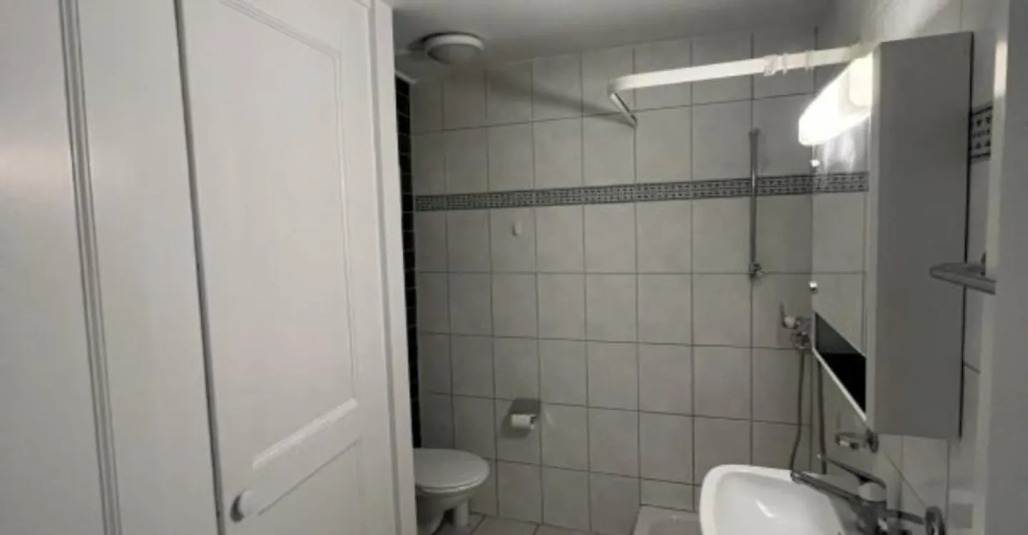 02392 - 2-Zimmer-Wohnung - Grand-Rue 13 - AUVERNIER - Foto 4 von 4