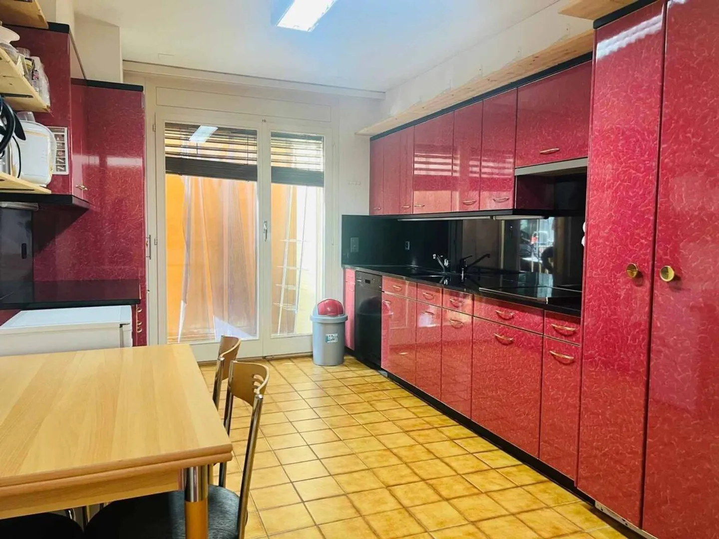 Grand appartement de 4,5 pièces avec vue panoramique - Photo 4 sur 7