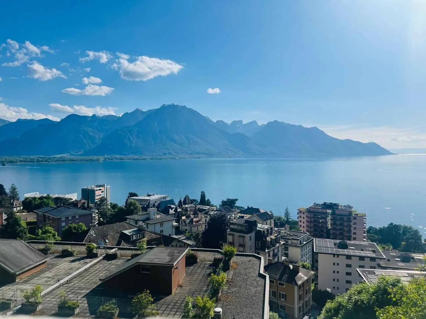 Grand appartement de 4,5 pièces avec vue panoramique - Photo 6 sur 7